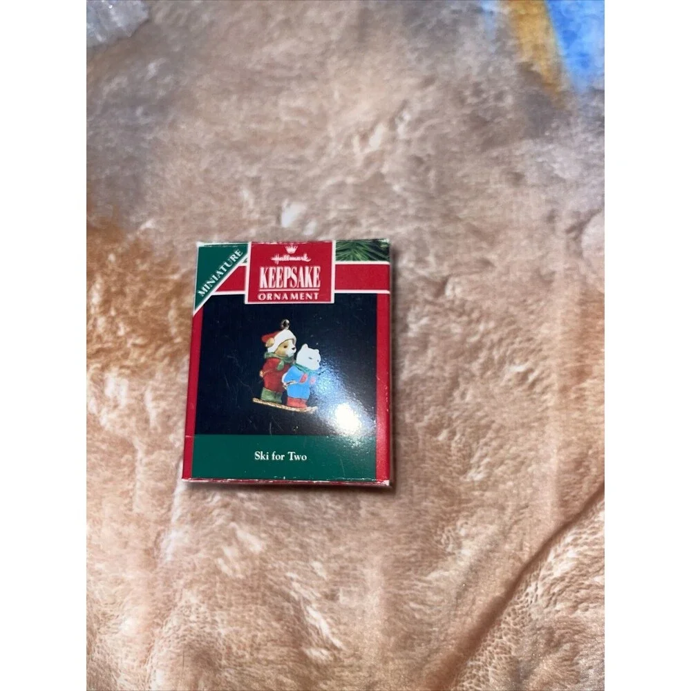 Hallmark Ornament Keepsake 1992 Ski For Two, Miniature Vintage